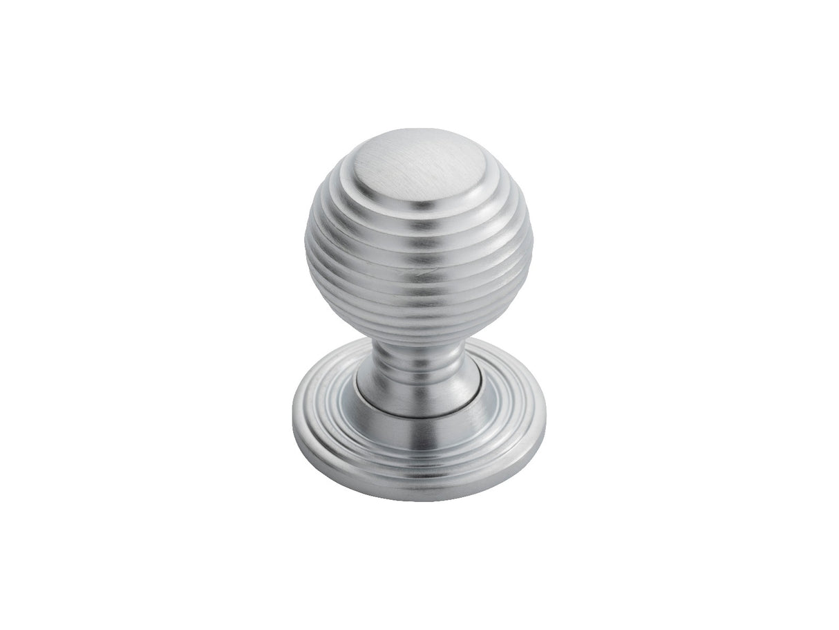 High quality image of FTD - Queen Anne Knob 35mm - Satin Chrome | Sku. m1005sc | Trade Door Handles.