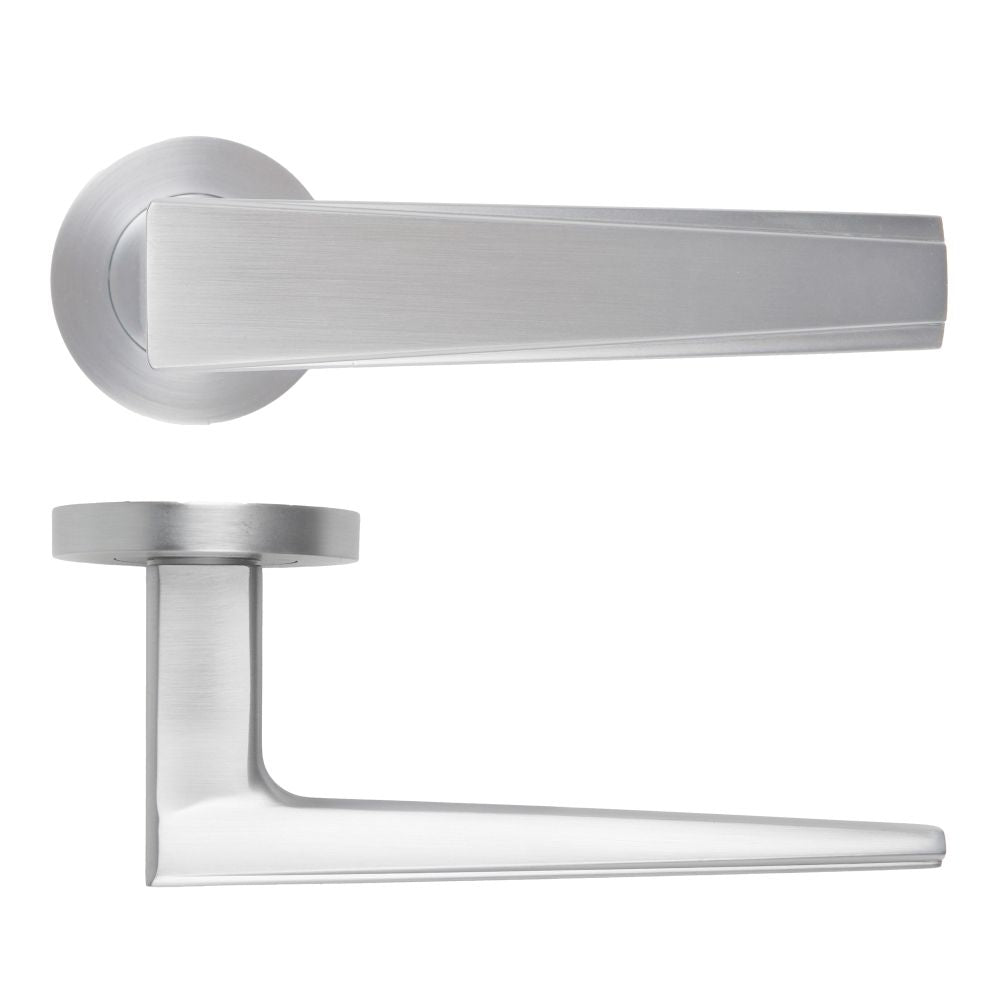 High quality image of the Rosso Maniglie - Veloce Lever On Round Rose, Finish - Satin Chrome | Sku. rm150sc | available to order from Trade Door Handles.