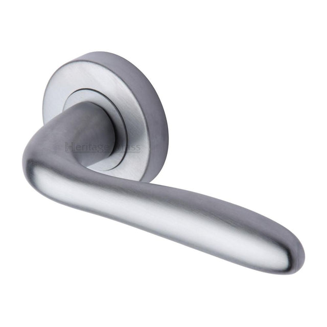 This is an image of a Heritage Brass - Door Handle Lever Latch on Round Rose Columbus Design Satin Chro, col1762-sc that is available to order from Trade Door Handles in Kendal.