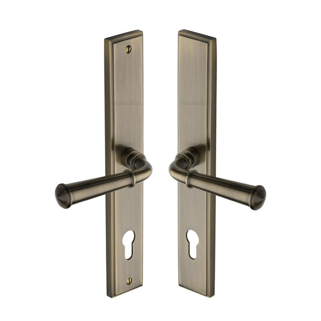 This is an image of a Heritage Brass - Multi-Point Door Handle Lever Lock Colonial RH Design Antique Bras, mp1932-rh-at that is available to order from Trade Door Handles in Kendal.