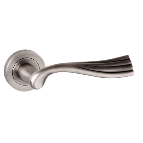 High quality image of Old English Richmond Lever on Round Rose - Matt Gun Metal | Sku. oe110mbn | available to order from Trade Door Handles in Kendal.