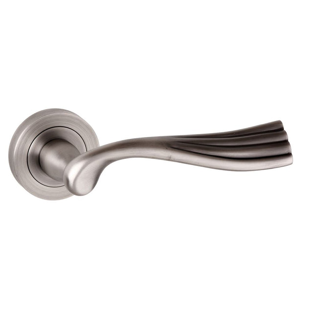 High quality image of Old English Richmond Lever on Round Rose - Matt Gun Metal | Sku. oe110mbn | available to order from Trade Door Handles in Kendal.
