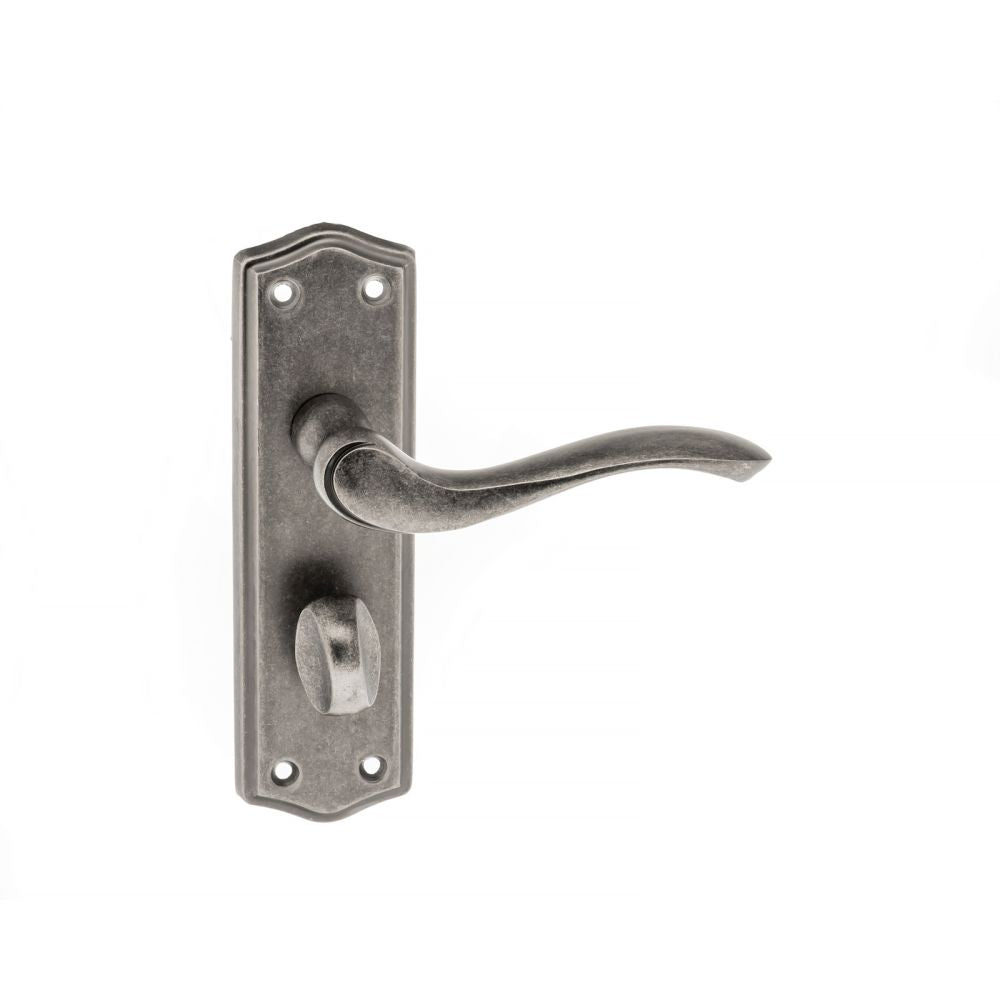 This is an image of Old English Warwick WC Lever on Backplate **for use with sashlock only** - Distr available to order from Trade Door Handles.