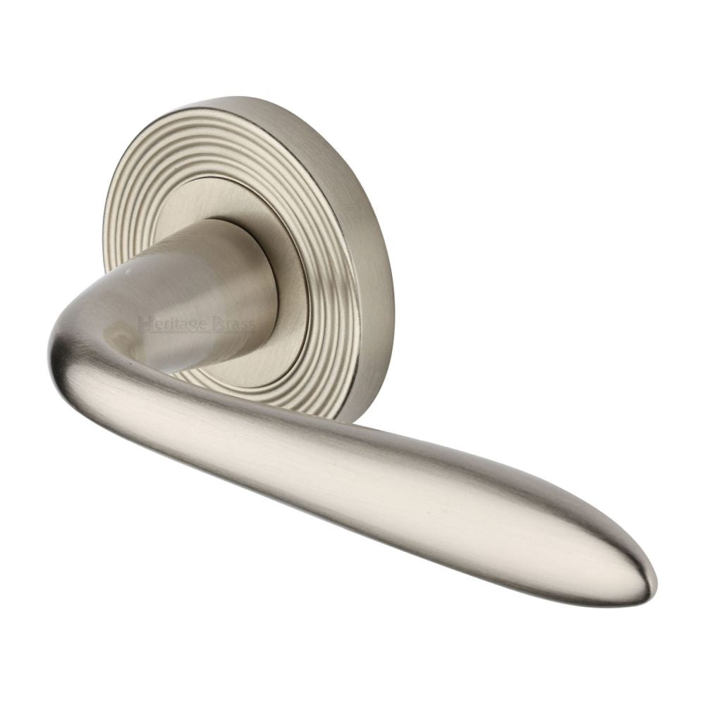 This is an image of a Heritage Brass - Door Handle Lever Latch on Round Rose Sutton Reeded Design Satin, rr1752-sn that is available to order from Trade Door Handles in Kendal.