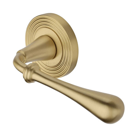 This is an image of a Heritage Brass - Door Handle Lever Latch on Round Rose Roma Reeded Design Satin B, rr7156-sb that is available to order from Trade Door Handles in Kendal.