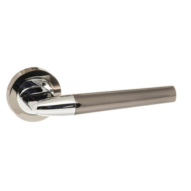 High quality image of STATUS Tennessee Lever on Round Rose - Black Nickel/Polished Chrome | Sku. s37rbnpc | available to order from Trade Door Handles in Kendal.