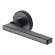 This is an image of a Sorrento - Door Handle Lever Latch Vector Design Matt Black Finish, sc-7580-blk that is available to order from Trade Door Handles in Kendal.