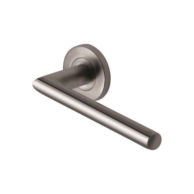 This is an image of a Steel Line Door Handle Lever Latch on Round Rose Tubular Design Satin Stainless Steel finish, ss-651-s that is available to order from Trade Door Handles in Kendal.