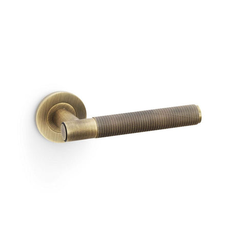 Alexander & Wilks Door Furniture Antique Brass / Round Rose Alexander & Wilks Spitfire Knurled Lever on Round Rose - Antique Brass