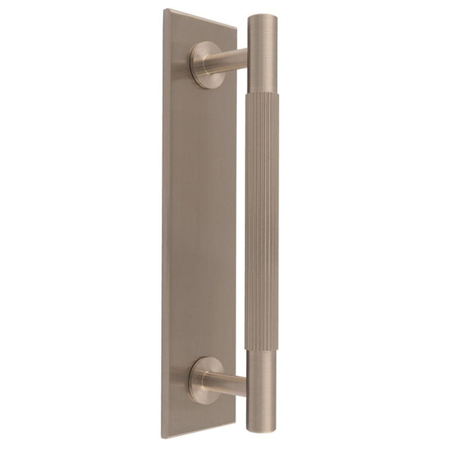Carlisle Brass Cabinet Hardware Satin Nickel / Cabinet Pull Handle on Backplate / 160mm c/c Carlisle Brass - Lines Pull Handles on backplate - 160mm c/c - Sati Nickel