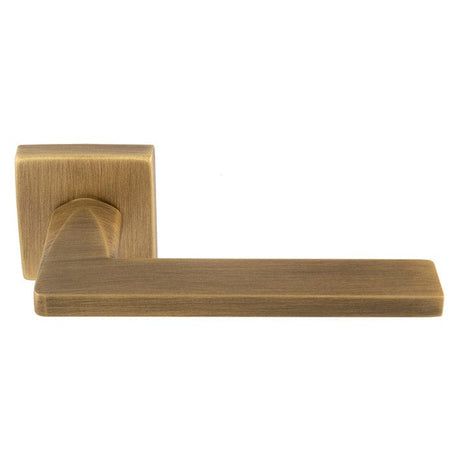 Carlisle Brass Door Furniture Antique Brass / Square Rose Carlisle Brass - Volta Lever On Concealed Fix Push-On Square Rose - Antique Brass