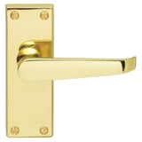 This is an image of a Carlisle Brass - Victorian Lever on Latch Backplate - Polished Brass that is availble to order from Trade Door Handles in Kendal.