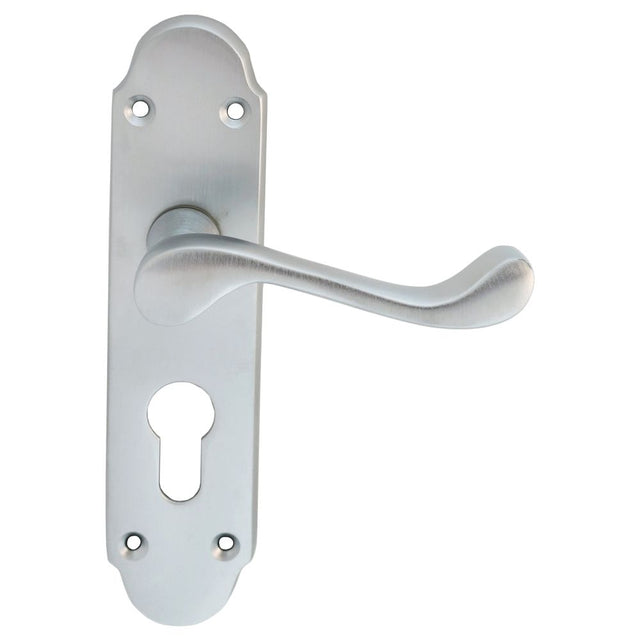 This is an image of a Carlisle Brass - Oakley Lever on Euro Lock Backplate - Satin Chrome that is availble to order from Trade Door Handles in Kendal.