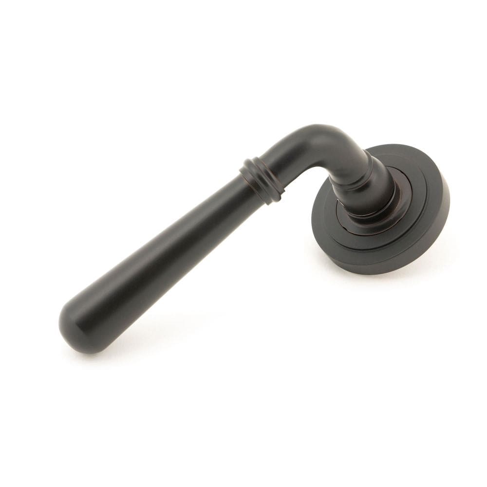 From The Anvil Door Furniture Aged Bronze / Round Rose From The Anvil - Aged Bronze Newbury Lever on Rose Set (Art Deco)