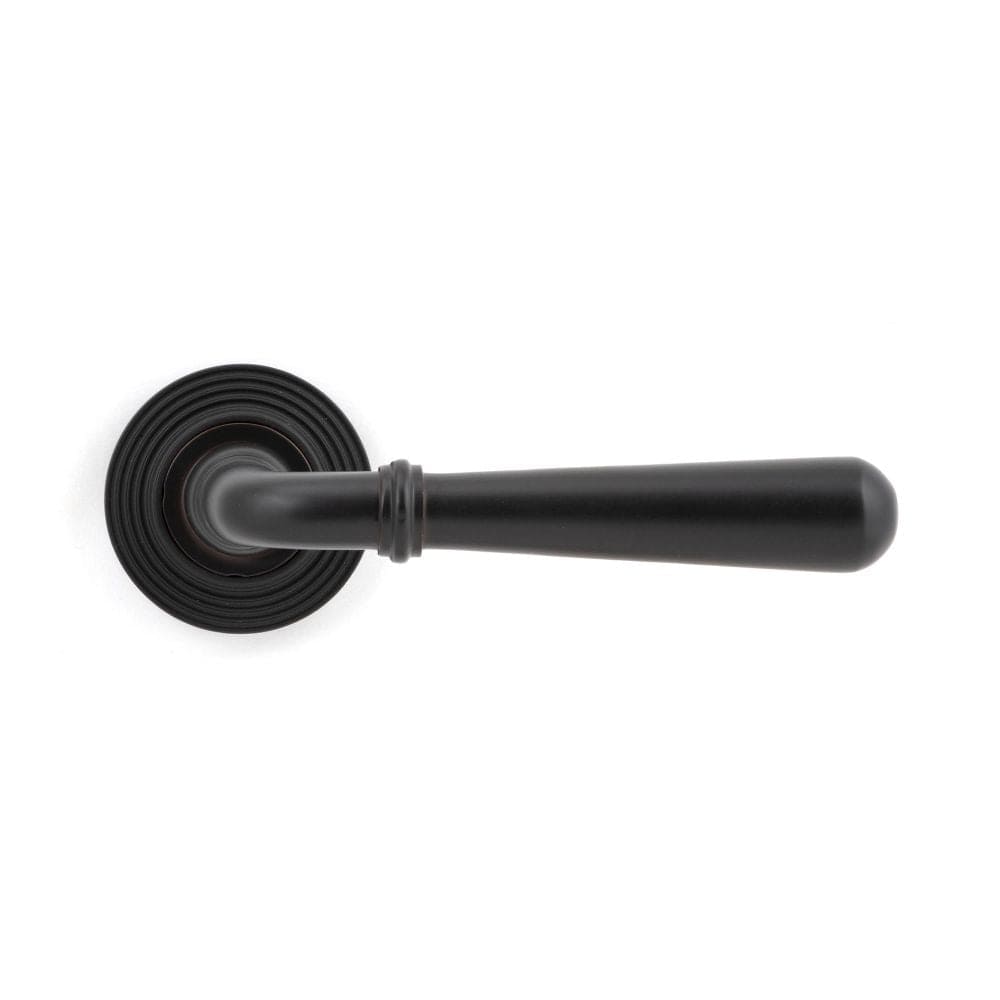 From The Anvil Door Furniture Aged Bronze / Round Rose From The Anvil - Aged Bronze Newbury Lever on Rose Set (Beehive)