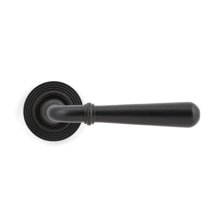 From The Anvil Door Furniture Aged Bronze / Round Rose From The Anvil - Aged Bronze Newbury Lever on Rose Set (Beehive)