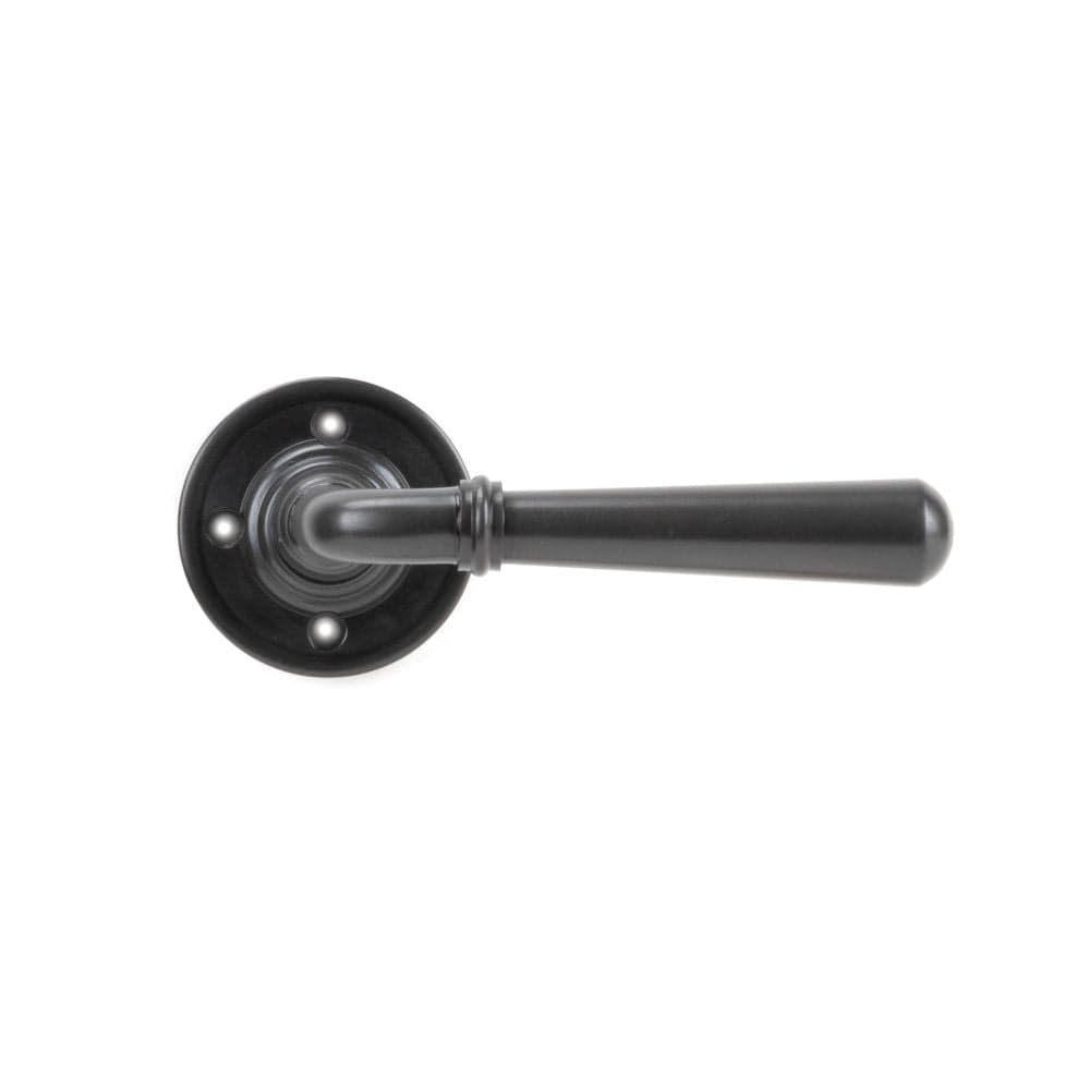 From The Anvil Door Furniture Aged Bronze / Round Rose From The Anvil - Aged Bronze Newbury Lever on Rose Set