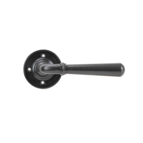 From The Anvil Door Furniture Aged Bronze / Round Rose From The Anvil - Aged Bronze Newbury Lever on Rose Set