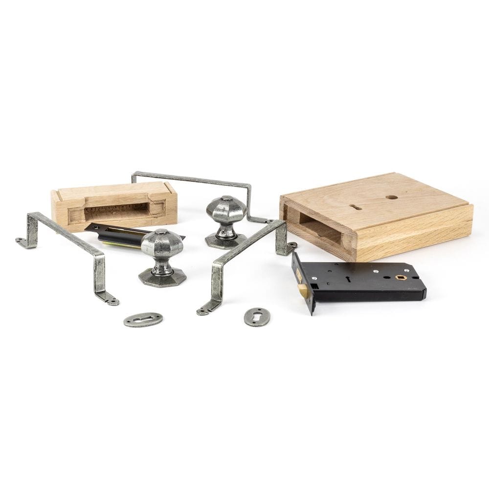 From The Anvil Locks & Latches Pewter Patina / Rim Lock with Knobs From The Anvil - Pewter Oak Box Lock & Octagonal Knob Set