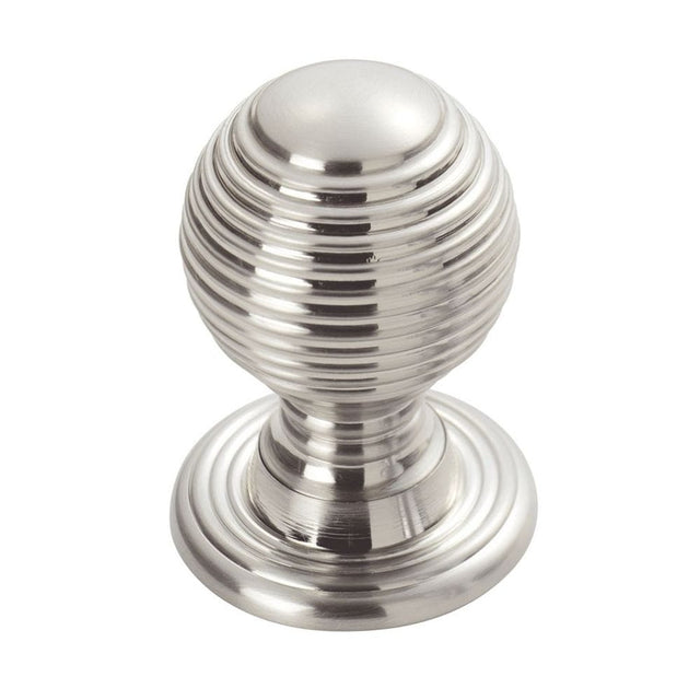 Finger Tip Design Cabinet Hardware Polished Chrome / Cabinet Knobs / 35mm Dia. FTD - Queen Anne Knob 35mm - Polished Chrome