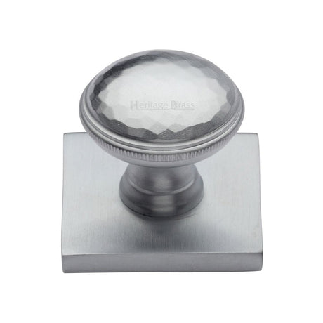 Heritage Brass Cabinet Hardware Satin Chrome / Cabinet Knob on Backplate / 31mm Dia. Heritage Brass - Cabinet Knob Diamond Cut Design with Square Backplate 32mm Satin