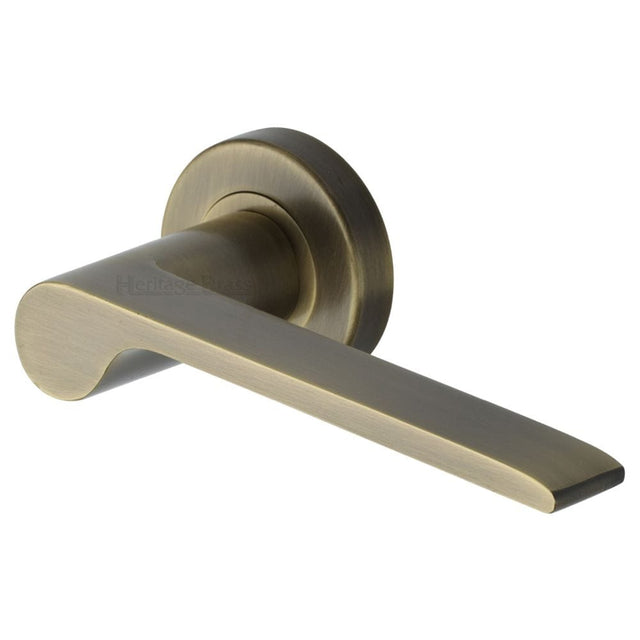 Heritage Brass Door Furniture Antique Brass / Round Rose Heritage Brass - Door Handle Lever Latch on Round Rose Julia Design Antique Brass F