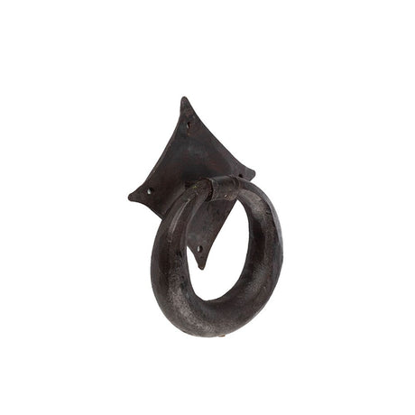 This is an image of a Frelan - Valley Forge Ring Door Knocker - Beeswax  that is availble to order from Trade Door Handles in Kendal.