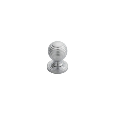 This is an image of a FTD - Queen Anne Knob 23mm - Satin Chrome that is availble to order from Trade Door Handles in Kendal.