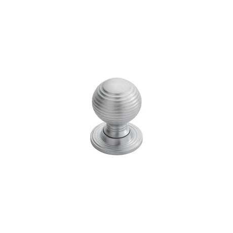 This is an image of a FTD - Queen Anne Knob 28mm - Satin Chrome that is availble to order from Trade Door Handles in Kendal.