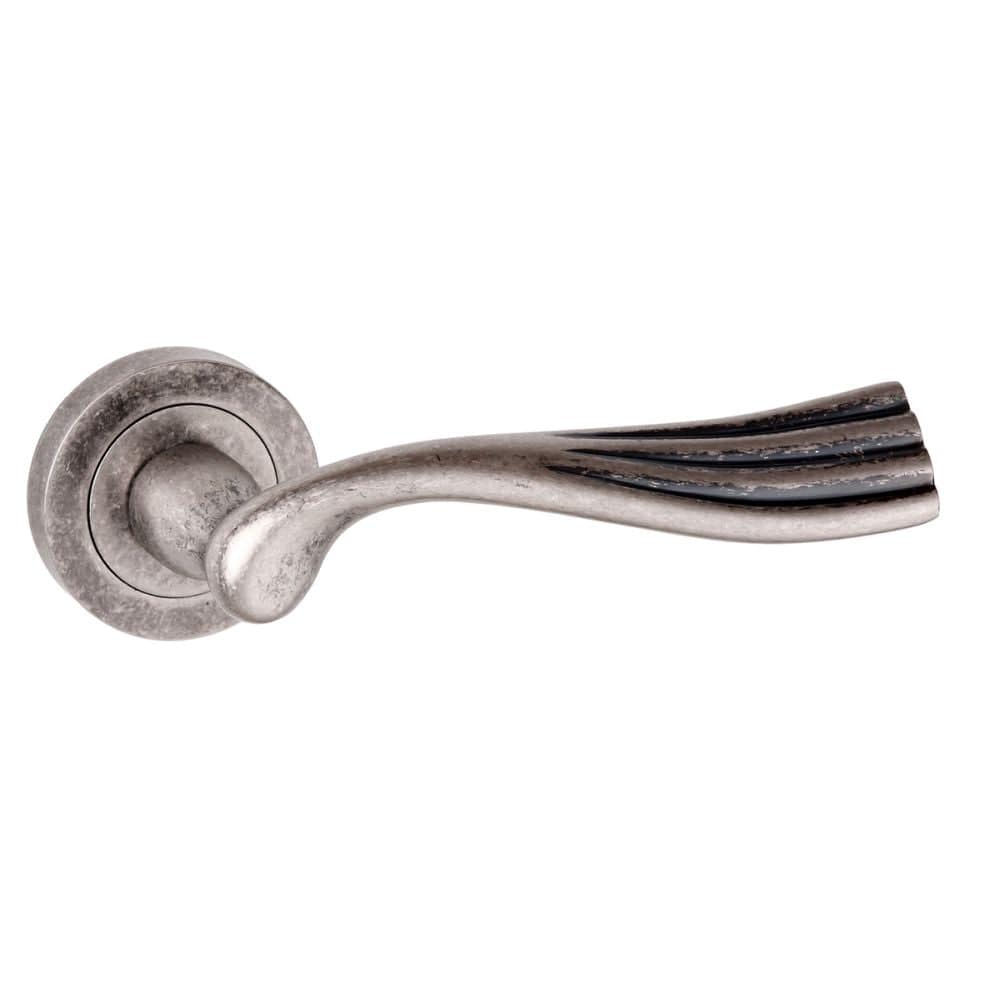 Old English Door Furniture Distressed Silver / Round Rose Old English Richmond Lever on Round Rose - Distressed Silver