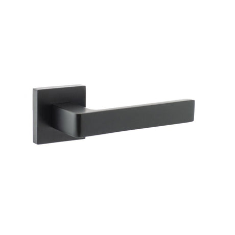 STATUS Door Furniture Matt Black / Square Rose STATUS Montana Designer Lever on S4 Square Rose - Matt Black