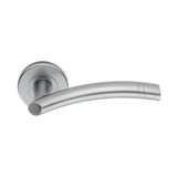 This is an image of a Serozzetta - Cuarenta Lever on Round Rose - Satin Chrome that is availble to order from Trade Door Handles in Kendal.